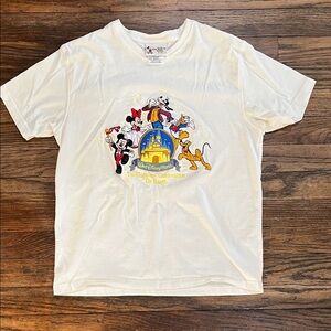 Vintage Walt Disney World Embroidered T-Shirt Fab 5 100% Cotton Small Castle